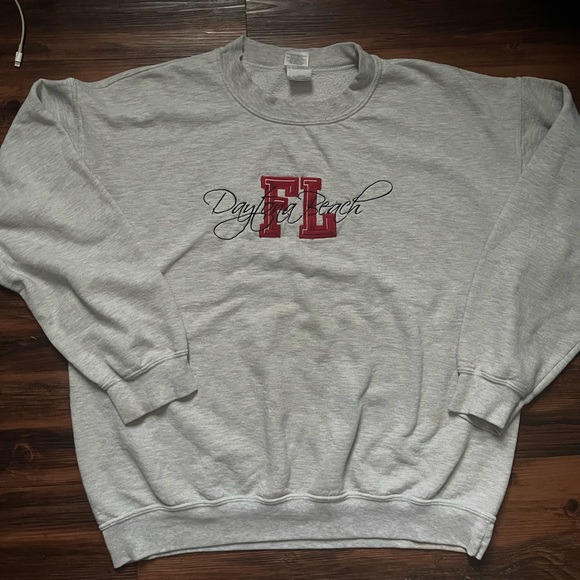Daytona Beach grey and red crewneck sweatshirt - Picture 1 of 2